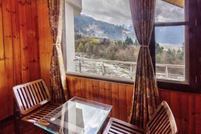 Hotel River Regency, Manali