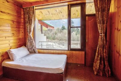 Hotel River Regency, Manali