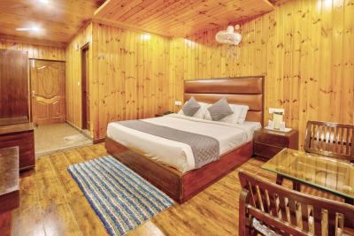 Hotel River Regency, Manali